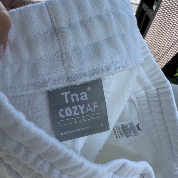 TNA Jogger - Picture 3 of 3